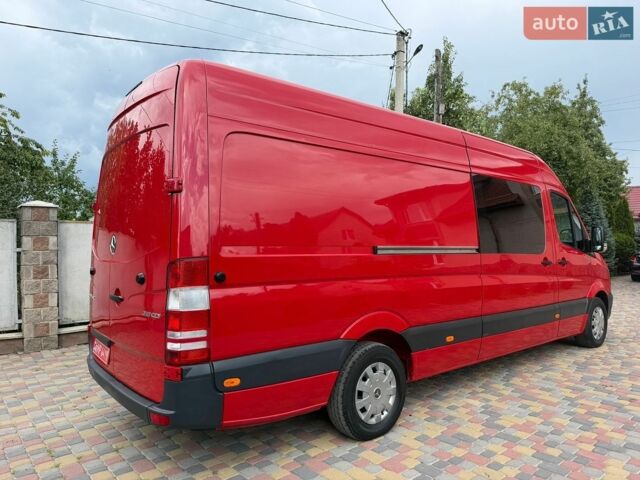 Червоний Мерседес Sprinter, об'ємом двигуна 2.2 л та пробігом 286 тис. км за 20500 $, фото 37 на Automoto.ua