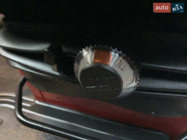 Красный Мерседес Sprinter, объемом двигателя 2.14 л и пробегом 364 тыс. км за 22900 $, фото 16 на Automoto.ua