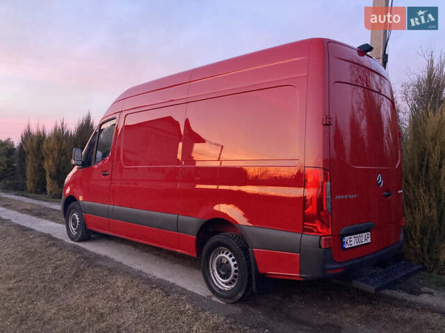 Красный Мерседес Sprinter, объемом двигателя 2.14 л и пробегом 364 тыс. км за 22900 $, фото 5 на Automoto.ua