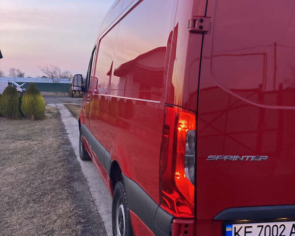 Красный Мерседес Sprinter, объемом двигателя 2.14 л и пробегом 364 тыс. км за 22900 $, фото 10 на Automoto.ua