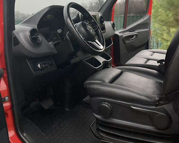 Красный Мерседес Sprinter, объемом двигателя 2.14 л и пробегом 364 тыс. км за 22900 $, фото 19 на Automoto.ua