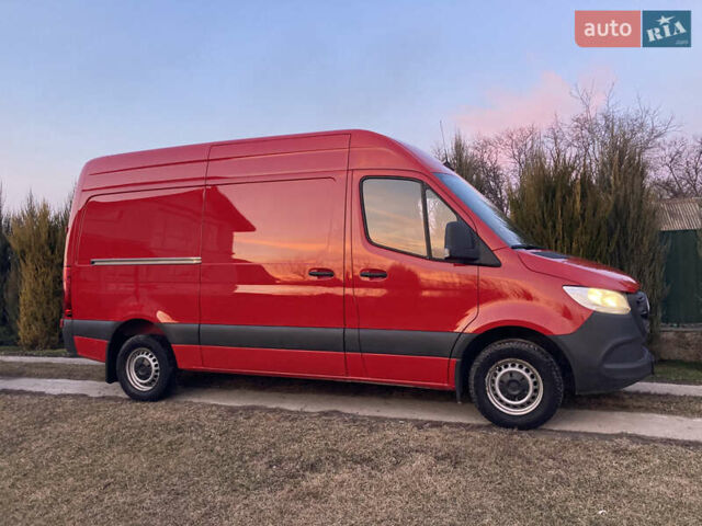 Красный Мерседес Sprinter, объемом двигателя 2.14 л и пробегом 364 тыс. км за 22900 $, фото 13 на Automoto.ua