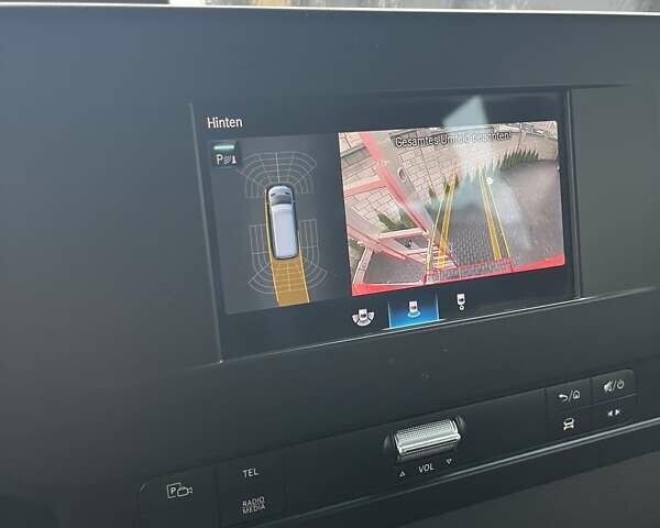 Красный Мерседес Sprinter, объемом двигателя 2.99 л и пробегом 101 тыс. км за 65500 $, фото 41 на Automoto.ua