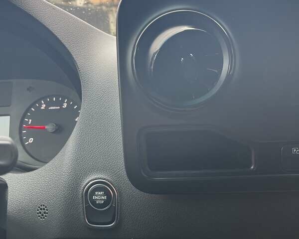 Красный Мерседес Sprinter, объемом двигателя 2.99 л и пробегом 101 тыс. км за 65500 $, фото 46 на Automoto.ua