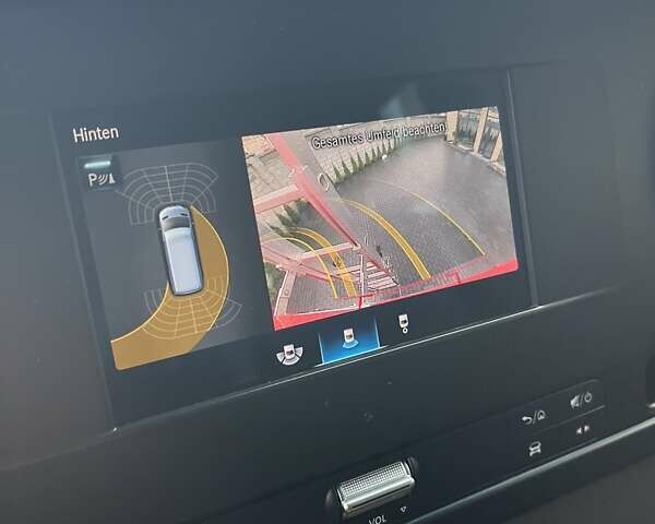 Красный Мерседес Sprinter, объемом двигателя 2.99 л и пробегом 101 тыс. км за 65500 $, фото 40 на Automoto.ua