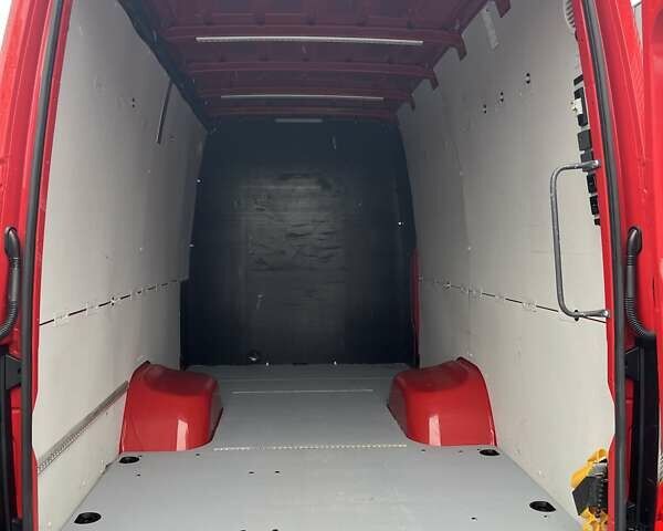 Красный Мерседес Sprinter, объемом двигателя 2.99 л и пробегом 101 тыс. км за 65500 $, фото 25 на Automoto.ua