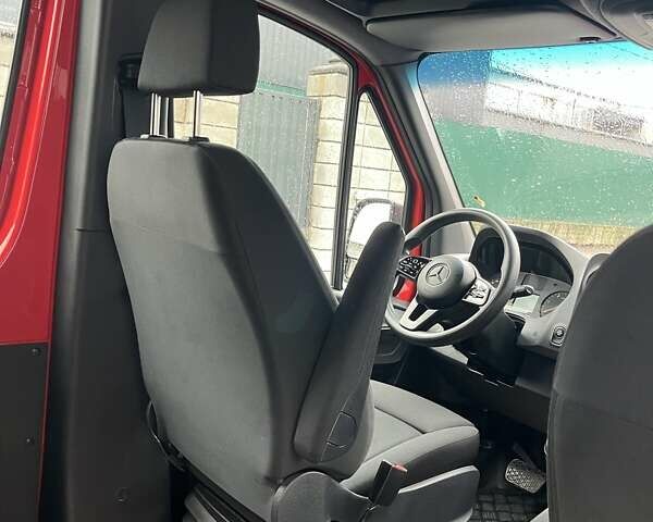 Красный Мерседес Sprinter, объемом двигателя 0 л и пробегом 101 тыс. км за 65550 $, фото 29 на Automoto.ua