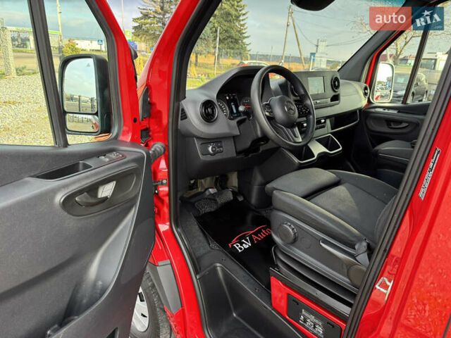 Червоний Мерседес Sprinter, об'ємом двигуна 0 л та пробігом 227 тис. км за 28950 $, фото 12 на Automoto.ua