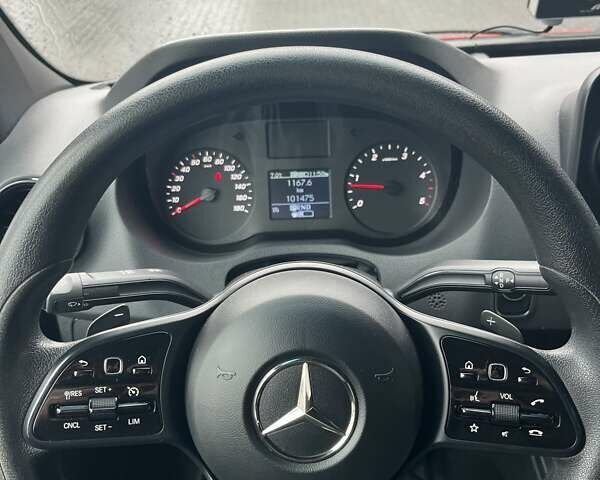 Красный Мерседес Sprinter, объемом двигателя 2.99 л и пробегом 101 тыс. км за 65500 $, фото 43 на Automoto.ua