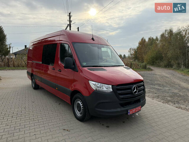 Красный Мерседес Sprinter, объемом двигателя 0 л и пробегом 203 тыс. км за 24400 $, фото 1 на Automoto.ua