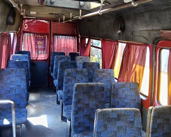 Червоний Мерседес Sprinter, об'ємом двигуна 2.9 л та пробігом 300 тис. км за 9500 $, фото 8 на Automoto.ua
