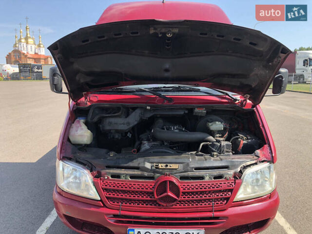 Красный Мерседес Sprinter, объемом двигателя 2.15 л и пробегом 839 тыс. км за 13000 $, фото 18 на Automoto.ua