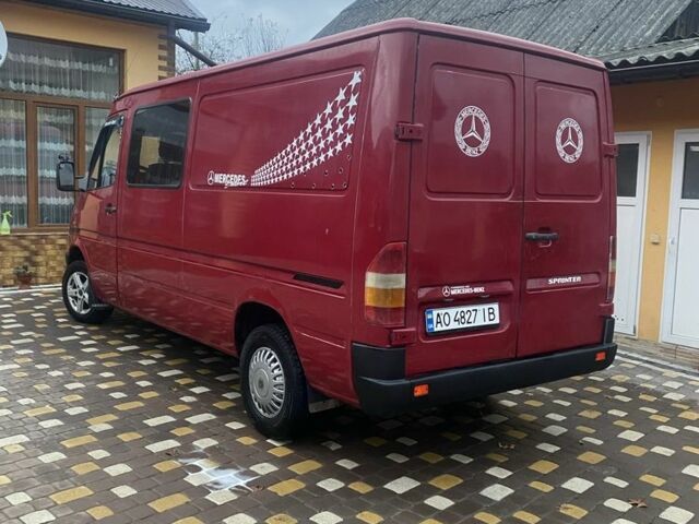 Червоний Мерседес Sprinter, об'ємом двигуна 2.3 л та пробігом 500 тис. км за 4800 $, фото 5 на Automoto.ua