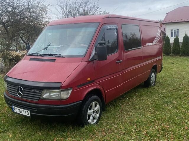 Червоний Мерседес Sprinter, об'ємом двигуна 2.3 л та пробігом 500 тис. км за 4800 $, фото 8 на Automoto.ua