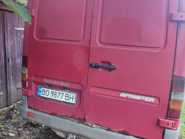Червоний Мерседес Sprinter, об'ємом двигуна 2.9 л та пробігом 500 тис. км за 4000 $, фото 4 на Automoto.ua