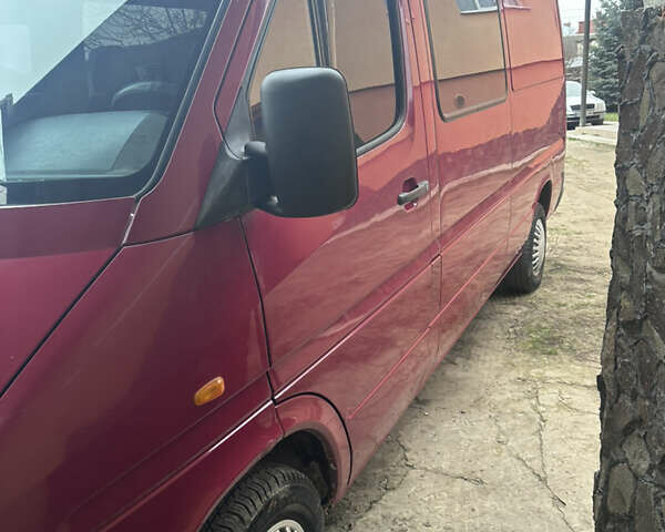 Красный Мерседес Sprinter, объемом двигателя 2.9 л и пробегом 460 тыс. км за 7500 $, фото 8 на Automoto.ua