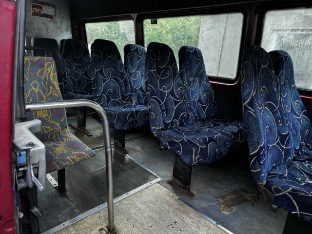 Красный Мерседес Sprinter, объемом двигателя 2.9 л и пробегом 843 тыс. км за 4690 $, фото 4 на Automoto.ua