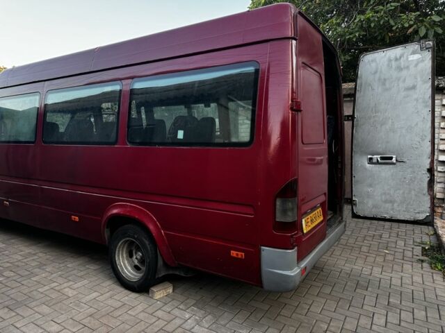Красный Мерседес Sprinter, объемом двигателя 2.9 л и пробегом 843 тыс. км за 4690 $, фото 2 на Automoto.ua
