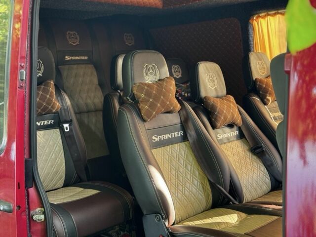 Червоний Мерседес Sprinter, об'ємом двигуна 2.7 л та пробігом 320 тис. км за 7999 $, фото 7 на Automoto.ua
