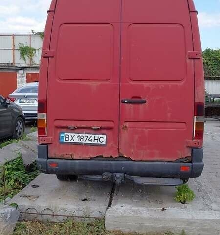 Красный Мерседес Sprinter, объемом двигателя 2.2 л и пробегом 390 тыс. км за 5800 $, фото 12 на Automoto.ua