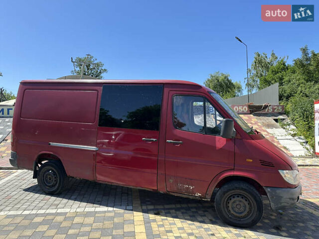 Красный Мерседес Sprinter, объемом двигателя 2.15 л и пробегом 485 тыс. км за 4000 $, фото 7 на Automoto.ua