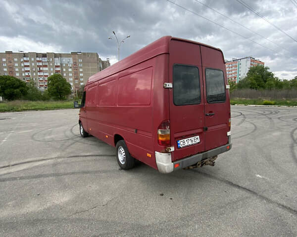 Червоний Мерседес Sprinter, об'ємом двигуна 2.15 л та пробігом 610 тис. км за 8700 $, фото 3 на Automoto.ua