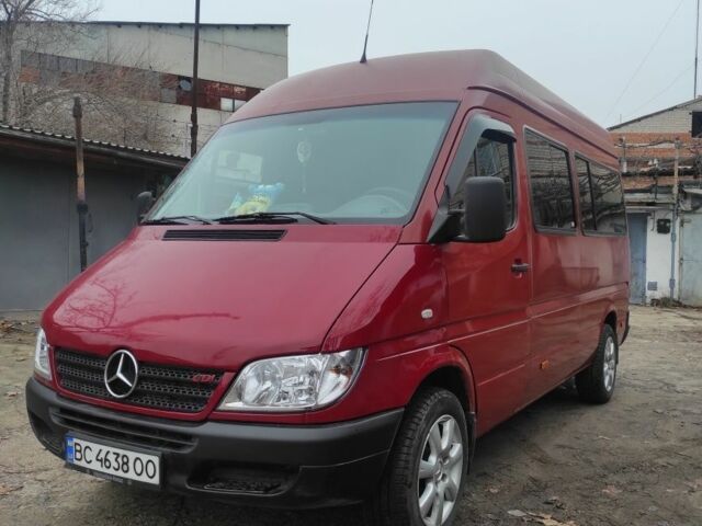 Красный Мерседес Sprinter, объемом двигателя 0.27 л и пробегом 360 тыс. км за 7900 $, фото 4 на Automoto.ua