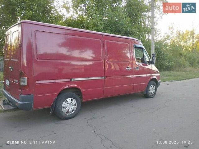 Червоний Мерседес Sprinter, об'ємом двигуна 2.2 л та пробігом 480 тис. км за 8300 $, фото 4 на Automoto.ua