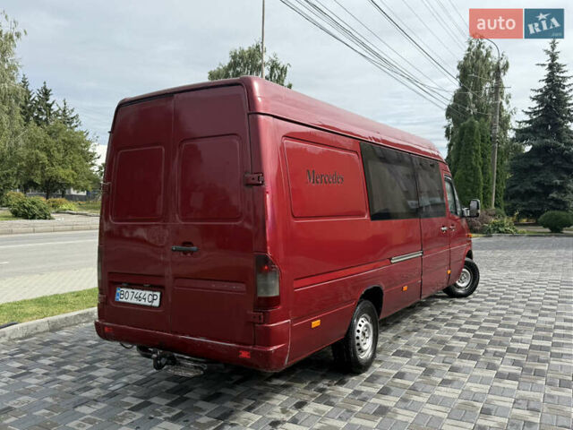 Красный Мерседес Sprinter, объемом двигателя 2.1 л и пробегом 245 тыс. км за 5999 $, фото 5 на Automoto.ua