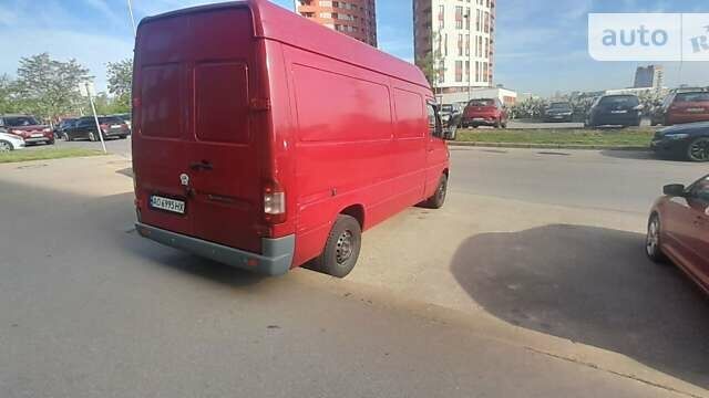 Червоний Мерседес Sprinter, об'ємом двигуна 2.15 л та пробігом 550 тис. км за 7100 $, фото 5 на Automoto.ua