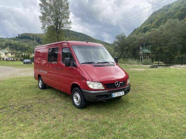 Червоний Мерседес Sprinter, об'ємом двигуна 2.1 л та пробігом 700 тис. км за 7880 $, фото 10 на Automoto.ua