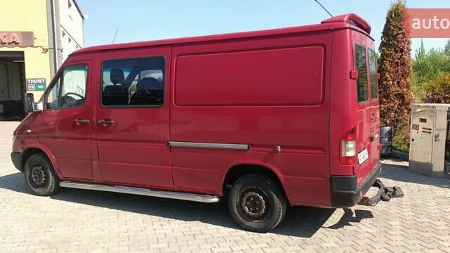 Красный Мерседес Sprinter, объемом двигателя 2.15 л и пробегом 440 тыс. км за 8950 $, фото 3 на Automoto.ua