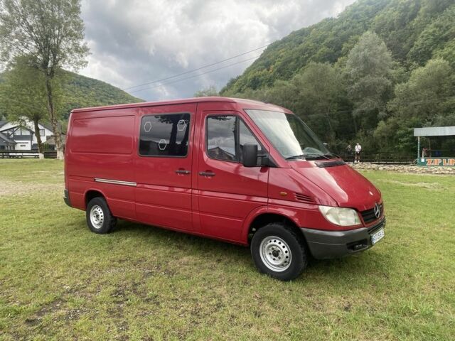 Червоний Мерседес Sprinter, об'ємом двигуна 2.1 л та пробігом 700 тис. км за 7880 $, фото 11 на Automoto.ua