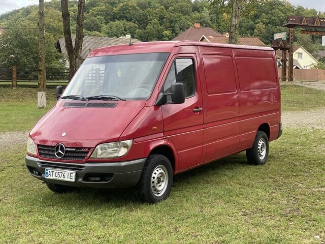 Червоний Мерседес Sprinter, об'ємом двигуна 2.1 л та пробігом 700 тис. км за 7880 $, фото 4 на Automoto.ua