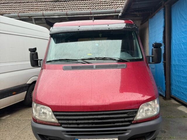 Червоний Мерседес Sprinter, об'ємом двигуна 2.1 л та пробігом 250 тис. км за 7900 $, фото 1 на Automoto.ua