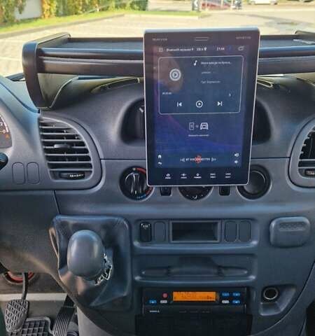 Красный Мерседес Sprinter, объемом двигателя 2.2 л и пробегом 542 тыс. км за 7600 $, фото 9 на Automoto.ua