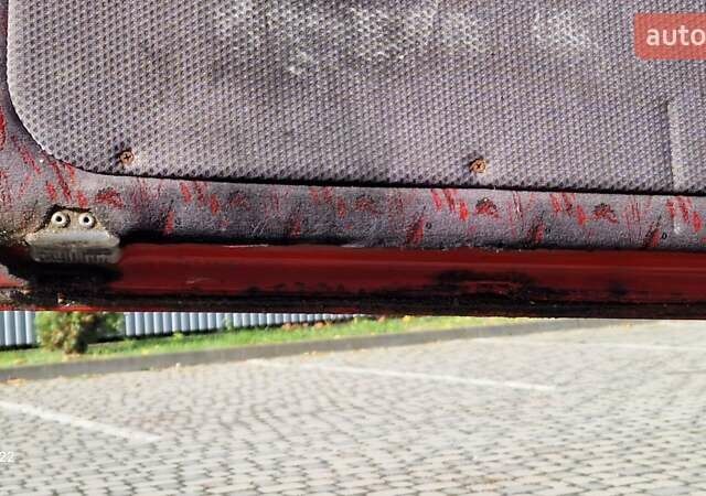 Красный Мерседес Sprinter, объемом двигателя 2.2 л и пробегом 542 тыс. км за 7600 $, фото 24 на Automoto.ua