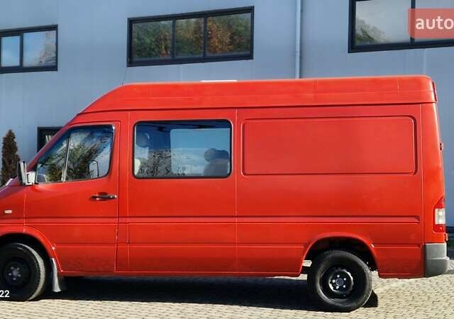 Красный Мерседес Sprinter, объемом двигателя 2.2 л и пробегом 542 тыс. км за 7600 $, фото 25 на Automoto.ua