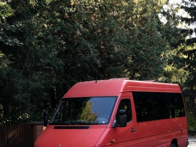 Червоний Мерседес Sprinter, об'ємом двигуна 2 л та пробігом 390 тис. км за 8500 $, фото 1 на Automoto.ua