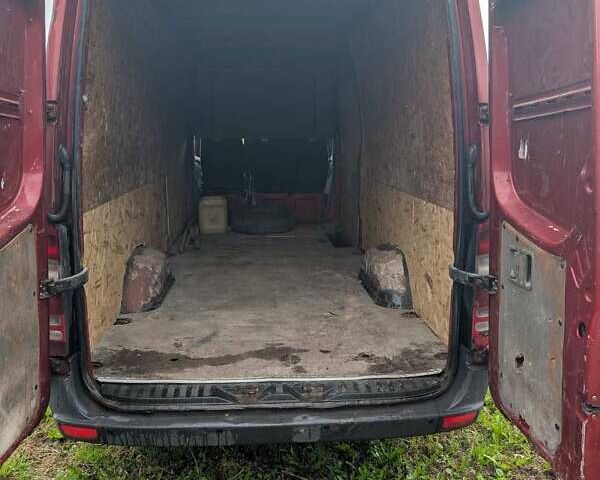 Красный Мерседес Sprinter, объемом двигателя 2.2 л и пробегом 303 тыс. км за 6800 $, фото 11 на Automoto.ua