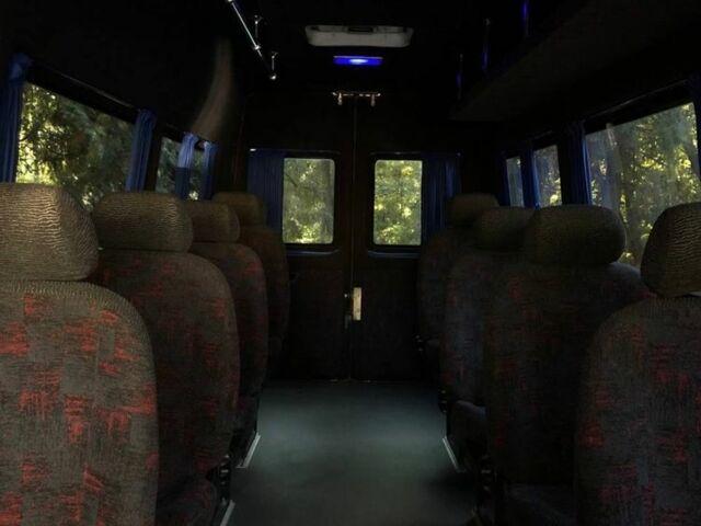 Червоний Мерседес Sprinter, об'ємом двигуна 2 л та пробігом 390 тис. км за 8500 $, фото 5 на Automoto.ua