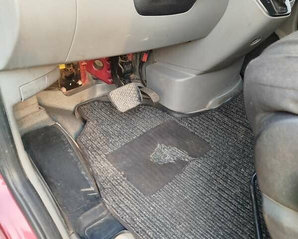 Червоний Мерседес Sprinter, об'ємом двигуна 2.99 л та пробігом 415 тис. км за 7500 $, фото 9 на Automoto.ua