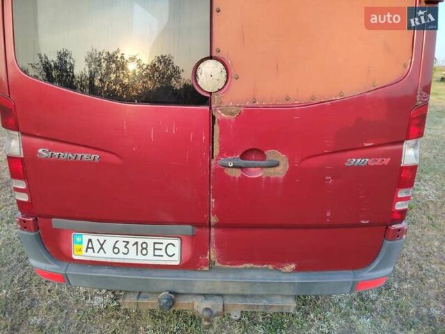 Червоний Мерседес Sprinter, об'ємом двигуна 2.99 л та пробігом 415 тис. км за 7500 $, фото 18 на Automoto.ua