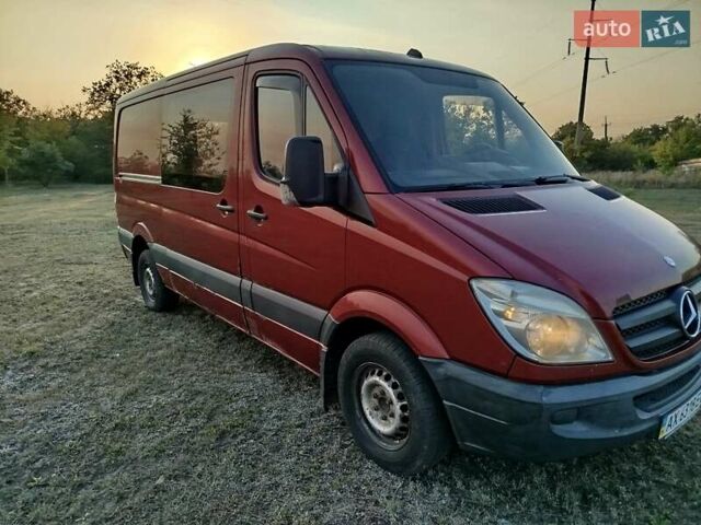 Червоний Мерседес Sprinter, об'ємом двигуна 2.99 л та пробігом 415 тис. км за 7500 $, фото 4 на Automoto.ua