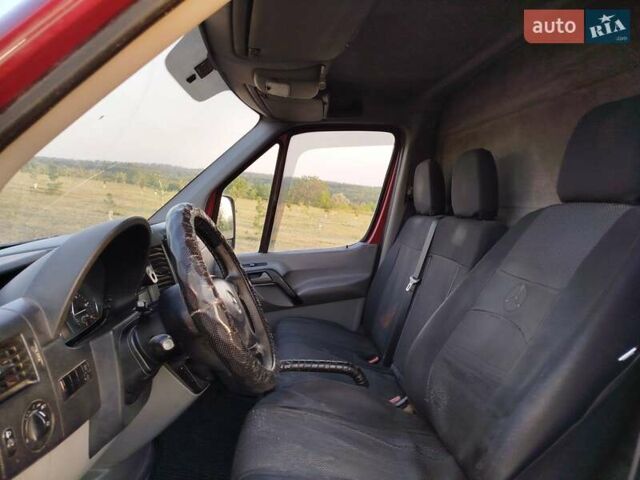 Червоний Мерседес Sprinter, об'ємом двигуна 2.99 л та пробігом 415 тис. км за 7500 $, фото 8 на Automoto.ua