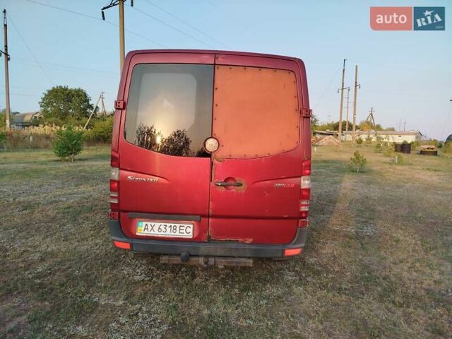 Червоний Мерседес Sprinter, об'ємом двигуна 2.99 л та пробігом 415 тис. км за 7500 $, фото 1 на Automoto.ua