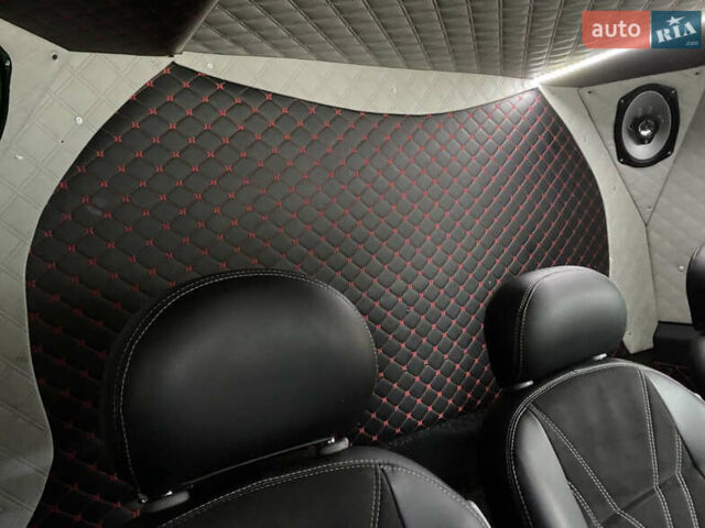 Червоний Мерседес Sprinter, об'ємом двигуна 3 л та пробігом 705 тис. км за 16499 $, фото 14 на Automoto.ua