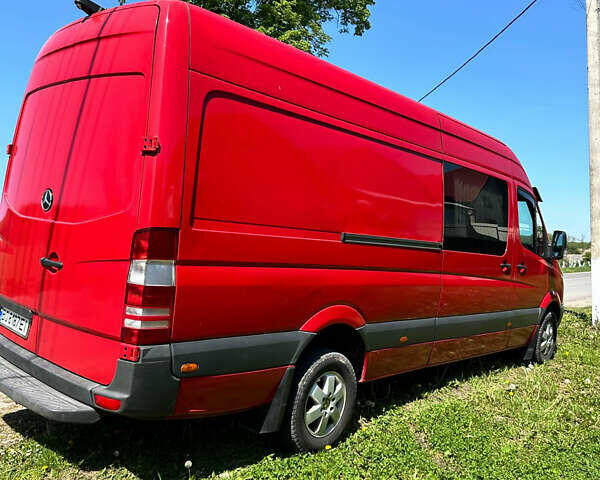 Червоний Мерседес Sprinter, об'ємом двигуна 3 л та пробігом 705 тис. км за 16499 $, фото 8 на Automoto.ua