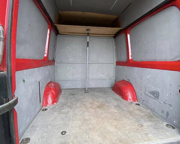 Червоний Мерседес Sprinter, об'ємом двигуна 3 л та пробігом 705 тис. км за 16499 $, фото 9 на Automoto.ua