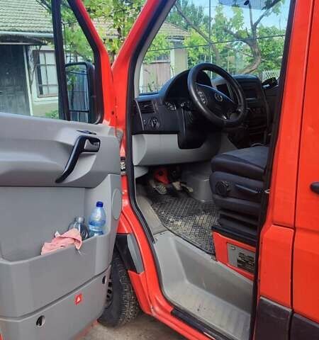Красный Мерседес Sprinter, объемом двигателя 2.2 л и пробегом 370 тыс. км за 10800 $, фото 10 на Automoto.ua